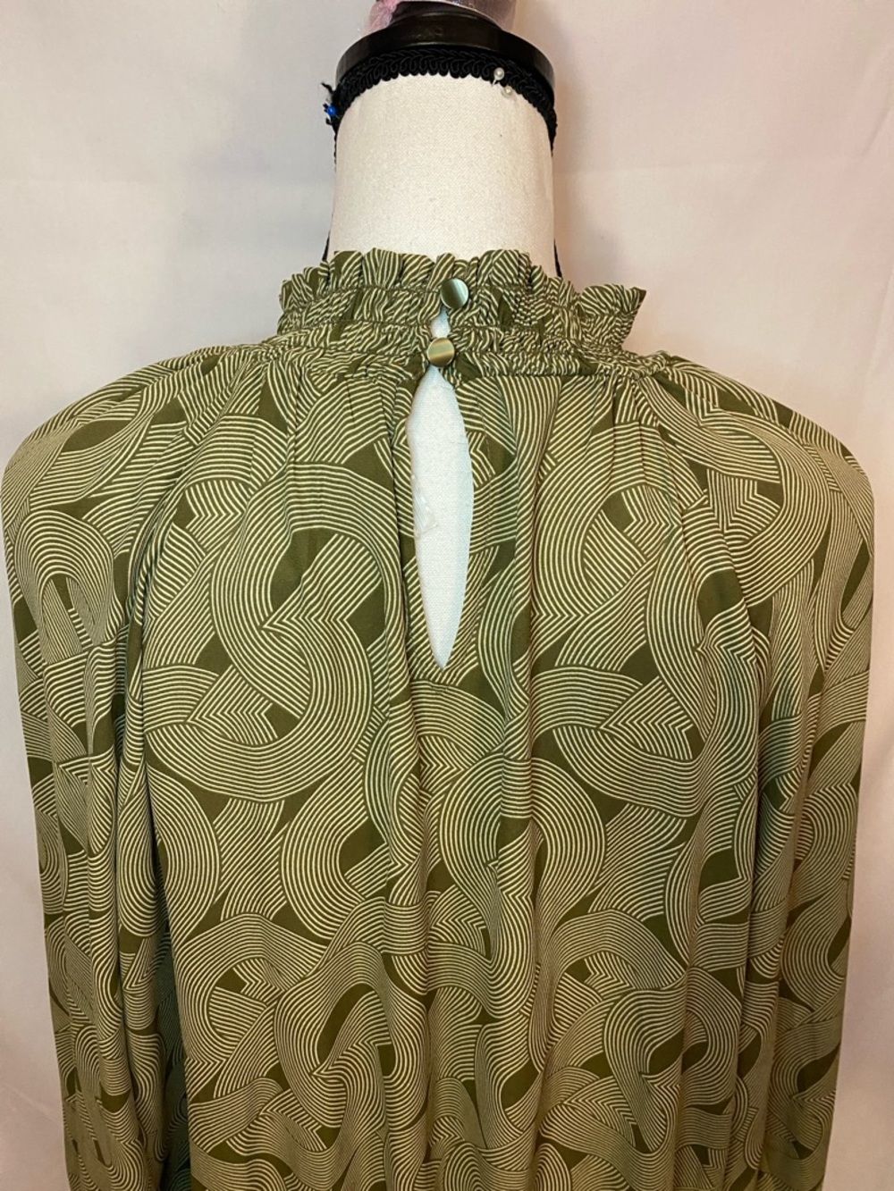 Worthington Olive Green Abstract-Print Long-Sleeve Smocked Blouse - Picture 6 of 12